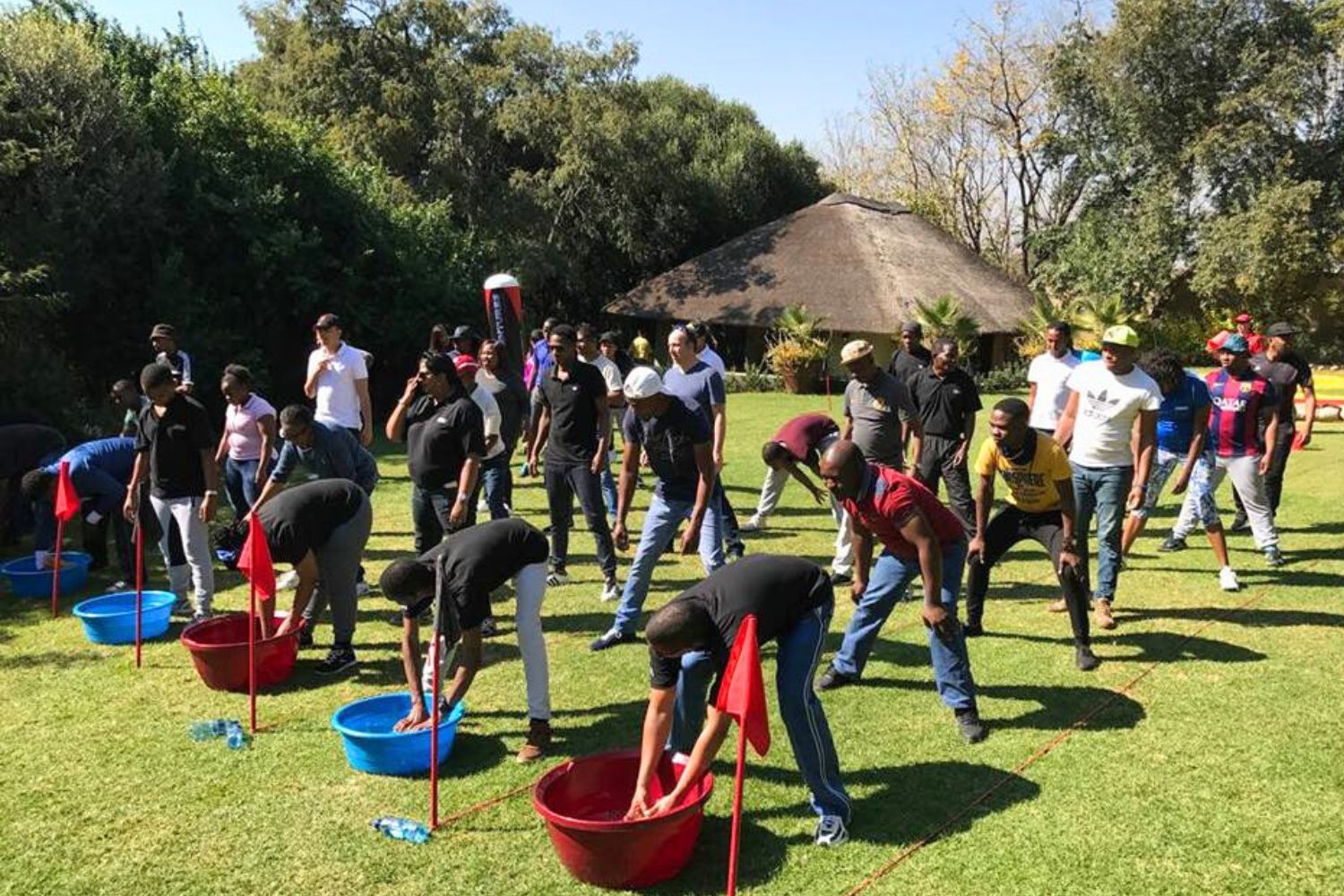 TEAM-BUILDING-Trio-Photo-2 (1) TEAM-BUILDING-Trio-Photo-2 (1)